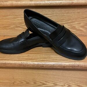 ECCO Woman’s Loafer Dress Classic 15 Black Leather Shoes Size EU 39 -USA 8- 8.5